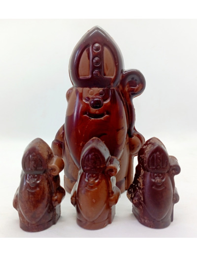 Saint-Nicolas surprise chocolat au lait, spéculoos 10cm et 2 pralines - La femme du chocolatier